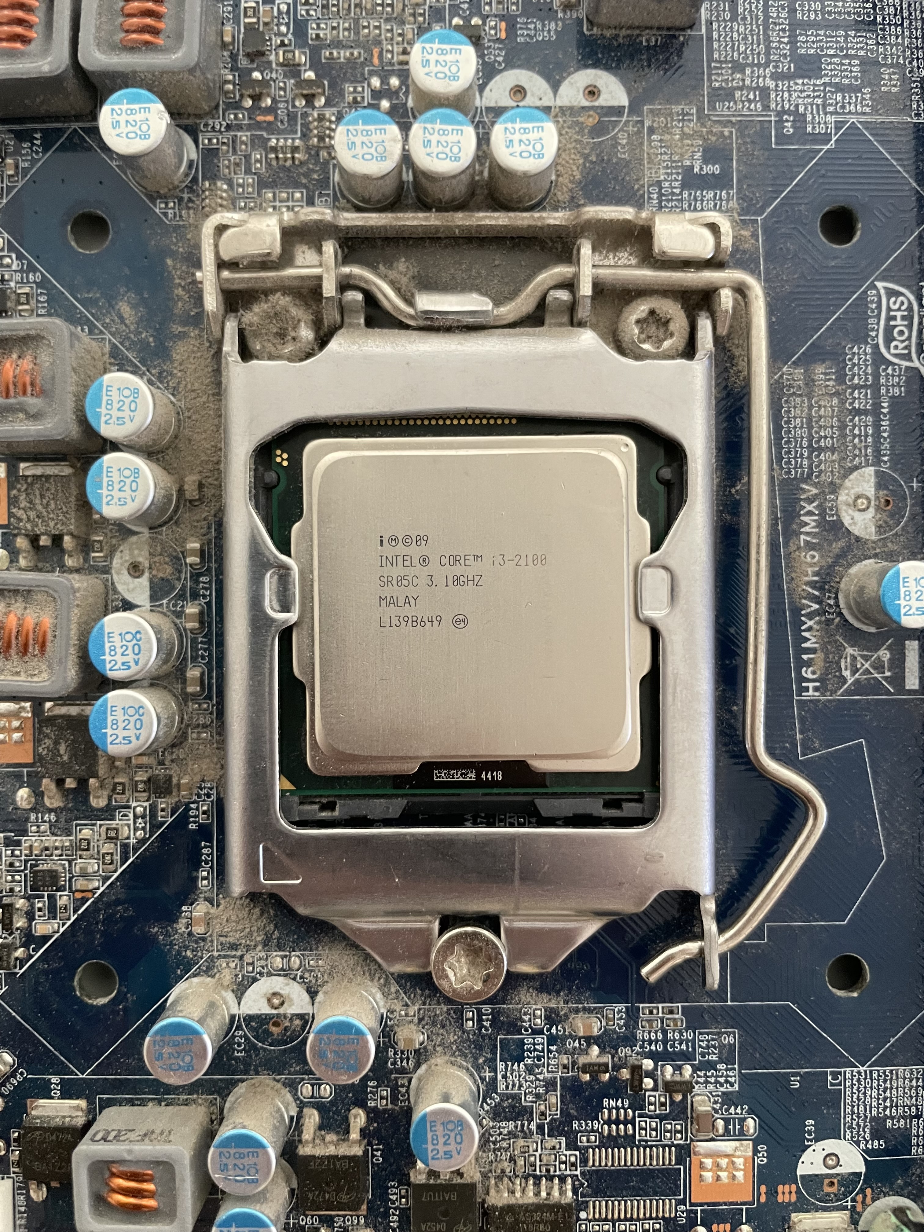 CPU